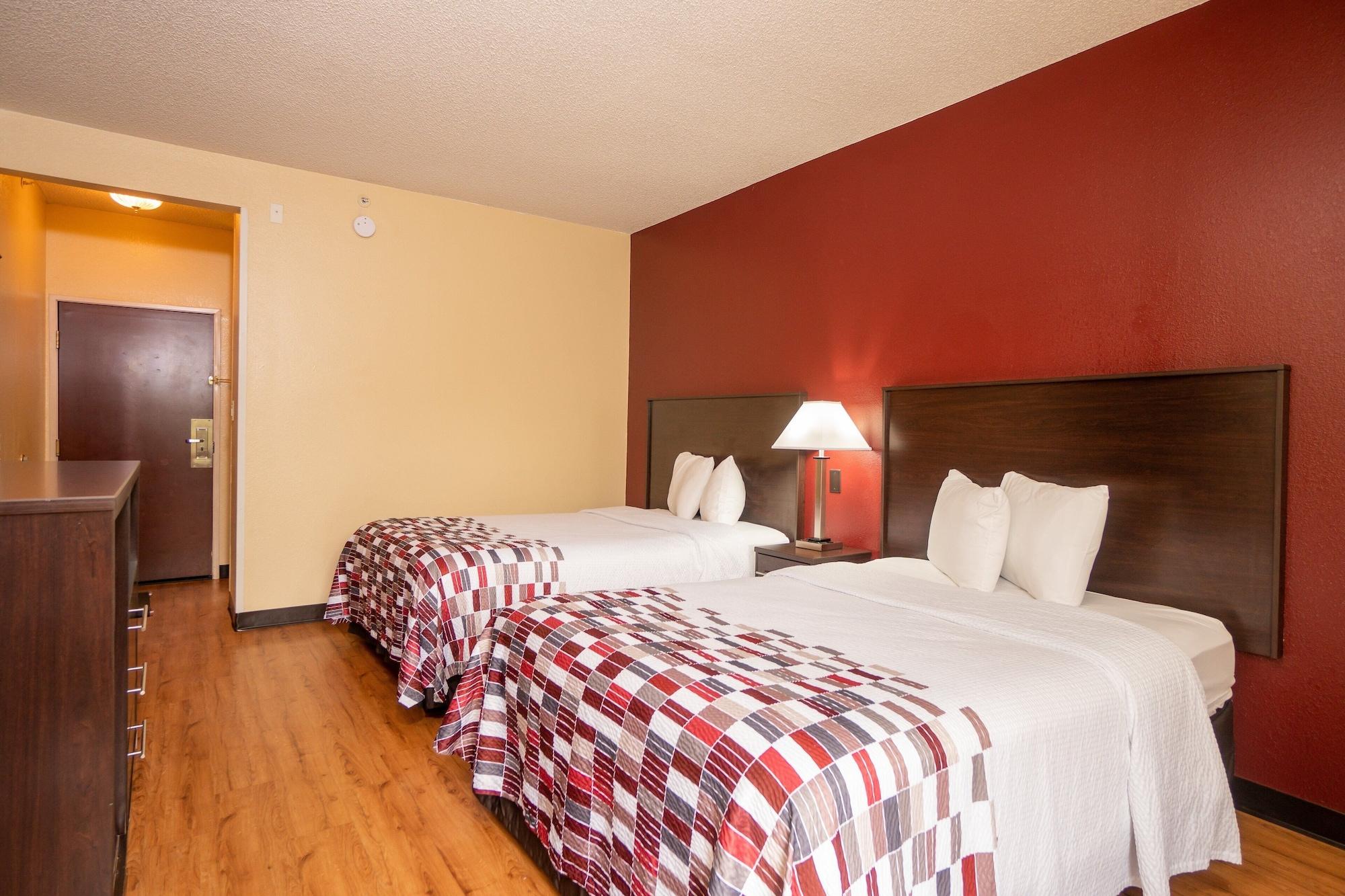 Red Roof Inn & Suites Indianapolis Airport Екстер'єр фото