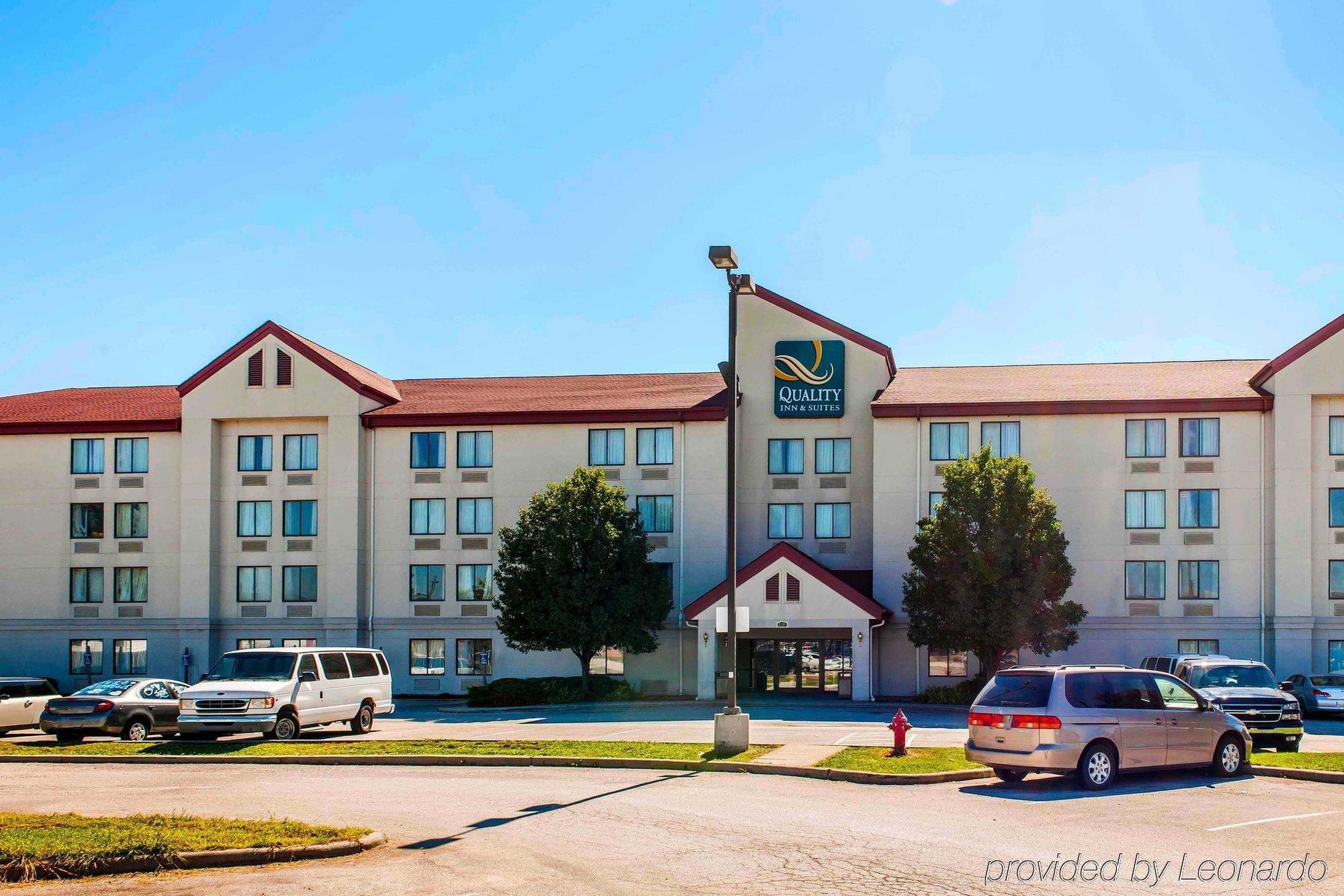 Red Roof Inn & Suites Indianapolis Airport Екстер'єр фото
