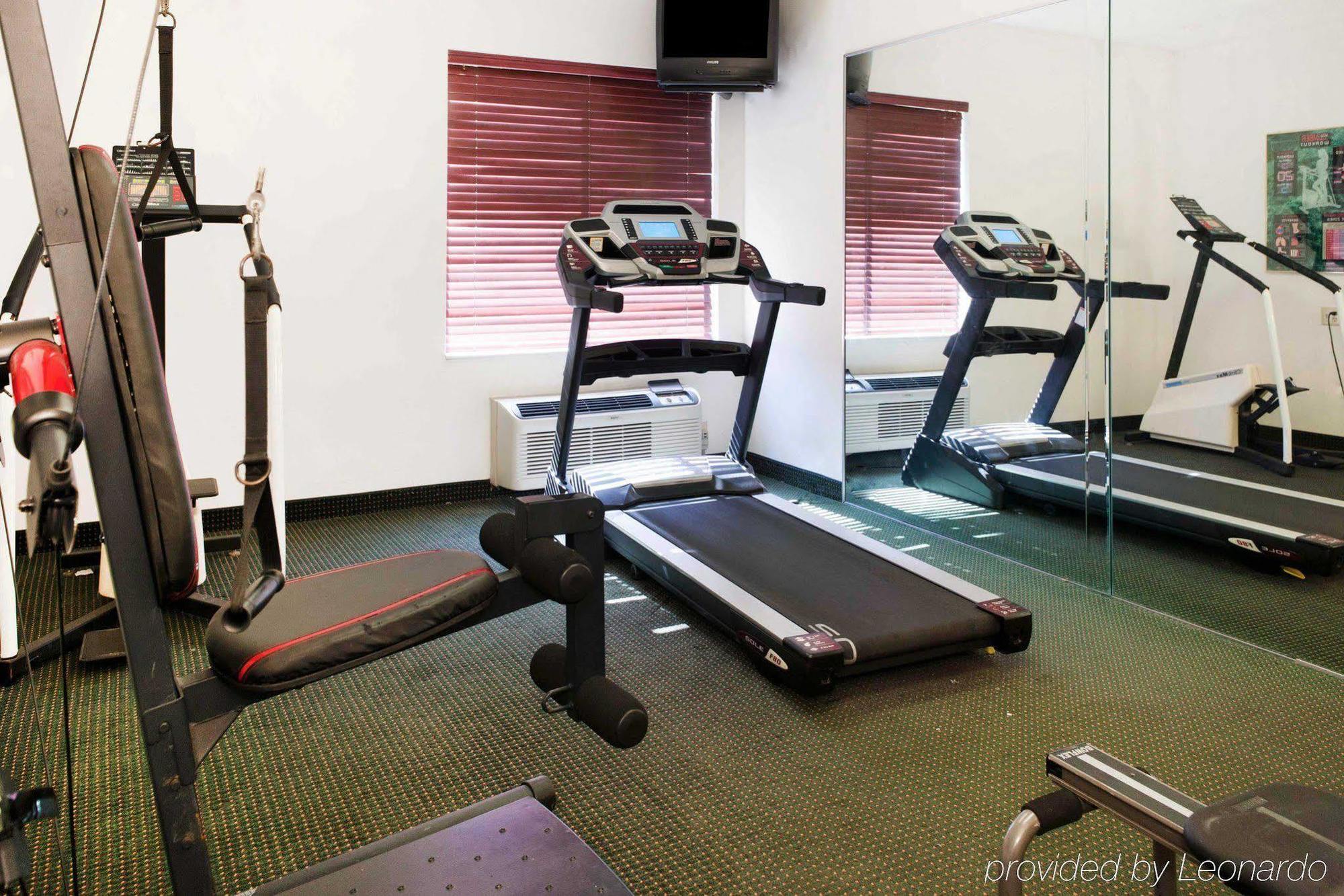 Red Roof Inn & Suites Indianapolis Airport Екстер'єр фото